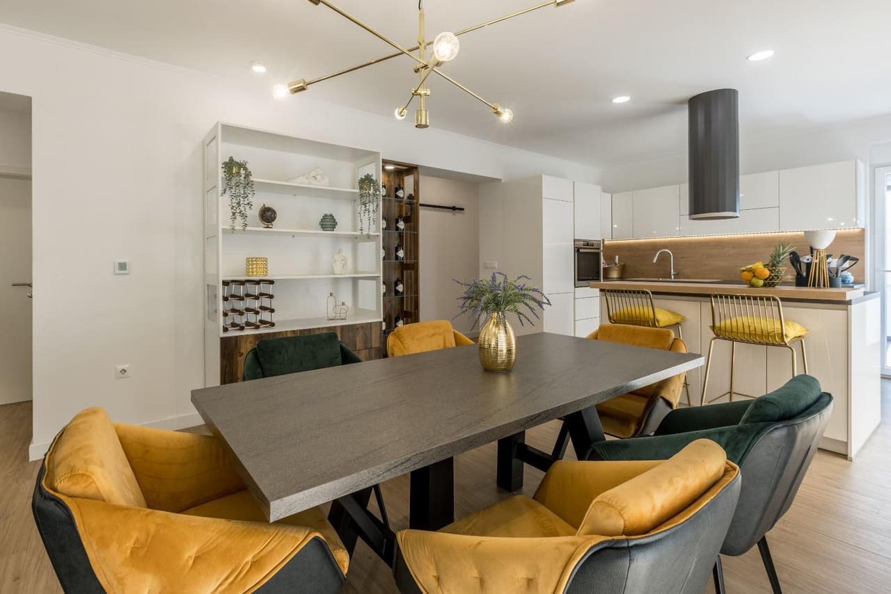 NOVO!! Prodaja Gripe - luksuzan trosoban stan, garaža