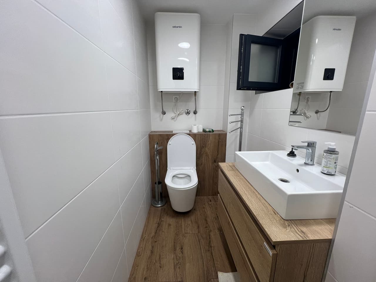 Moderan dvosoban stan za najam!