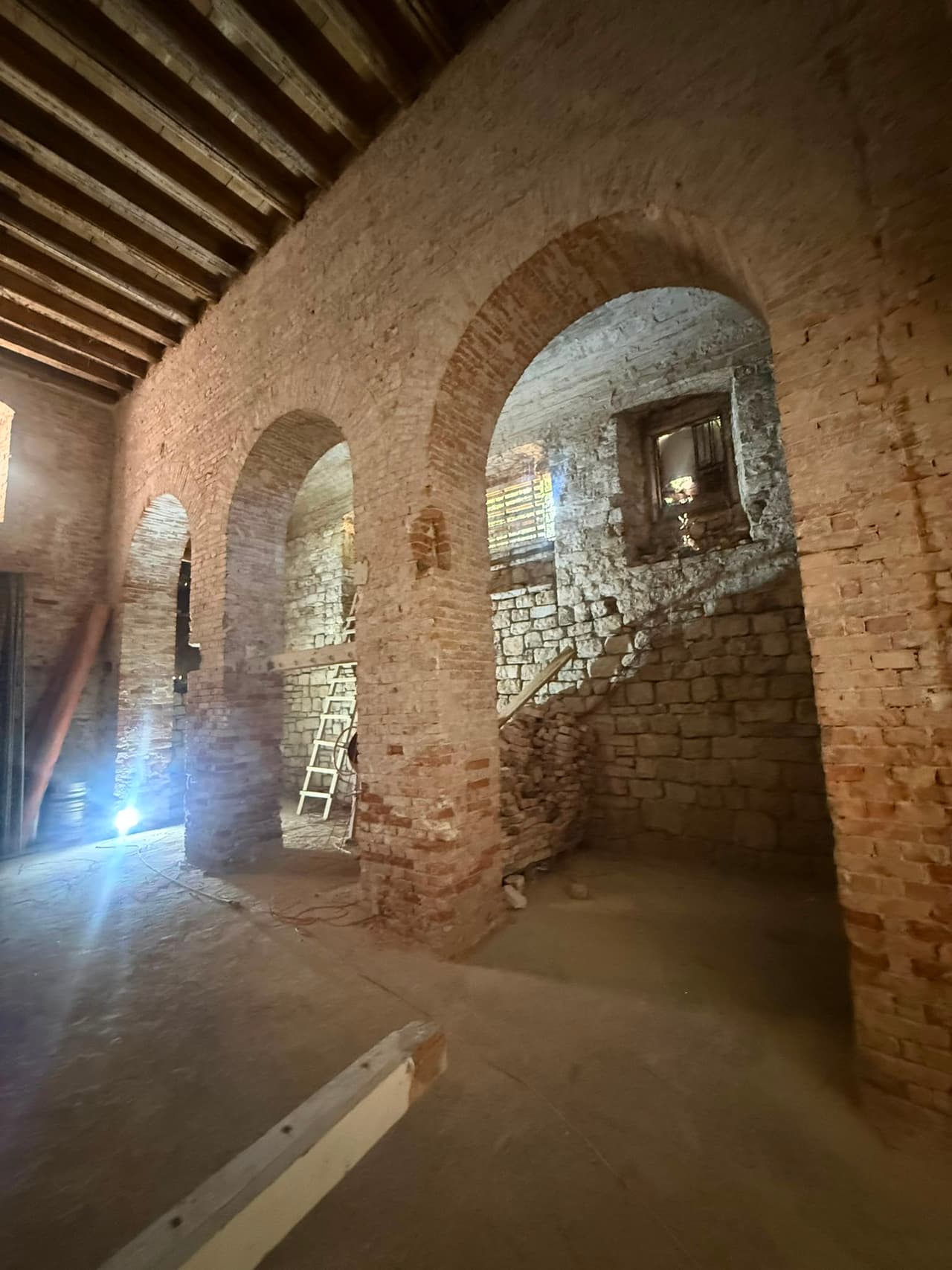 CENTAR, SPLIT-POSLOVNI PROSTOR 208M2