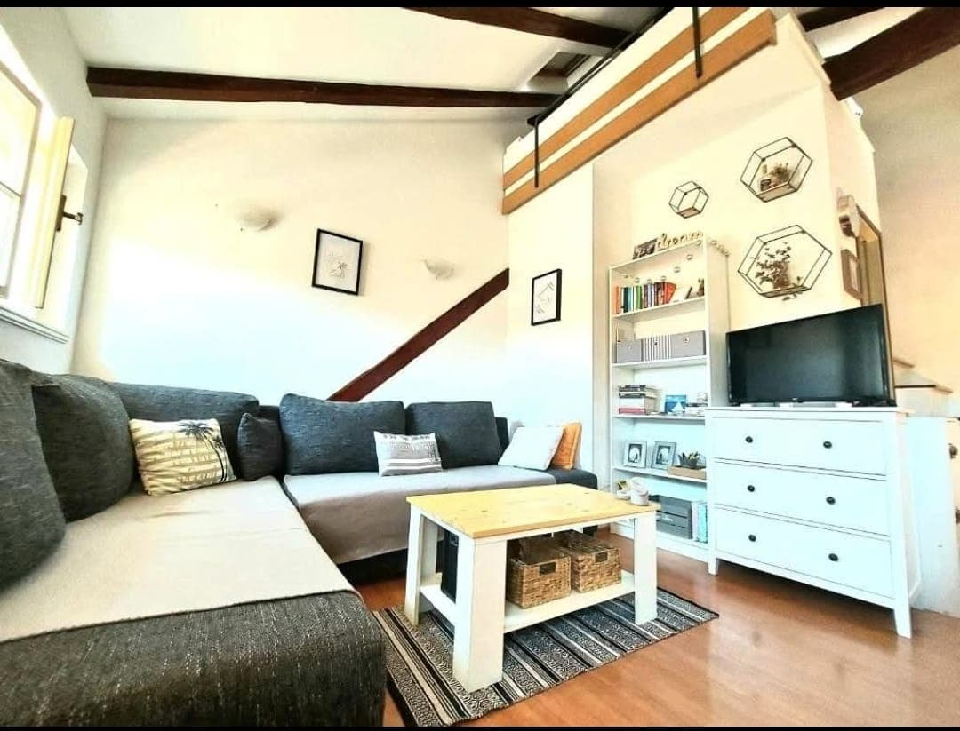 JEDNOSOBAN STAN, CENTAR GRADA - DUGOROČNO