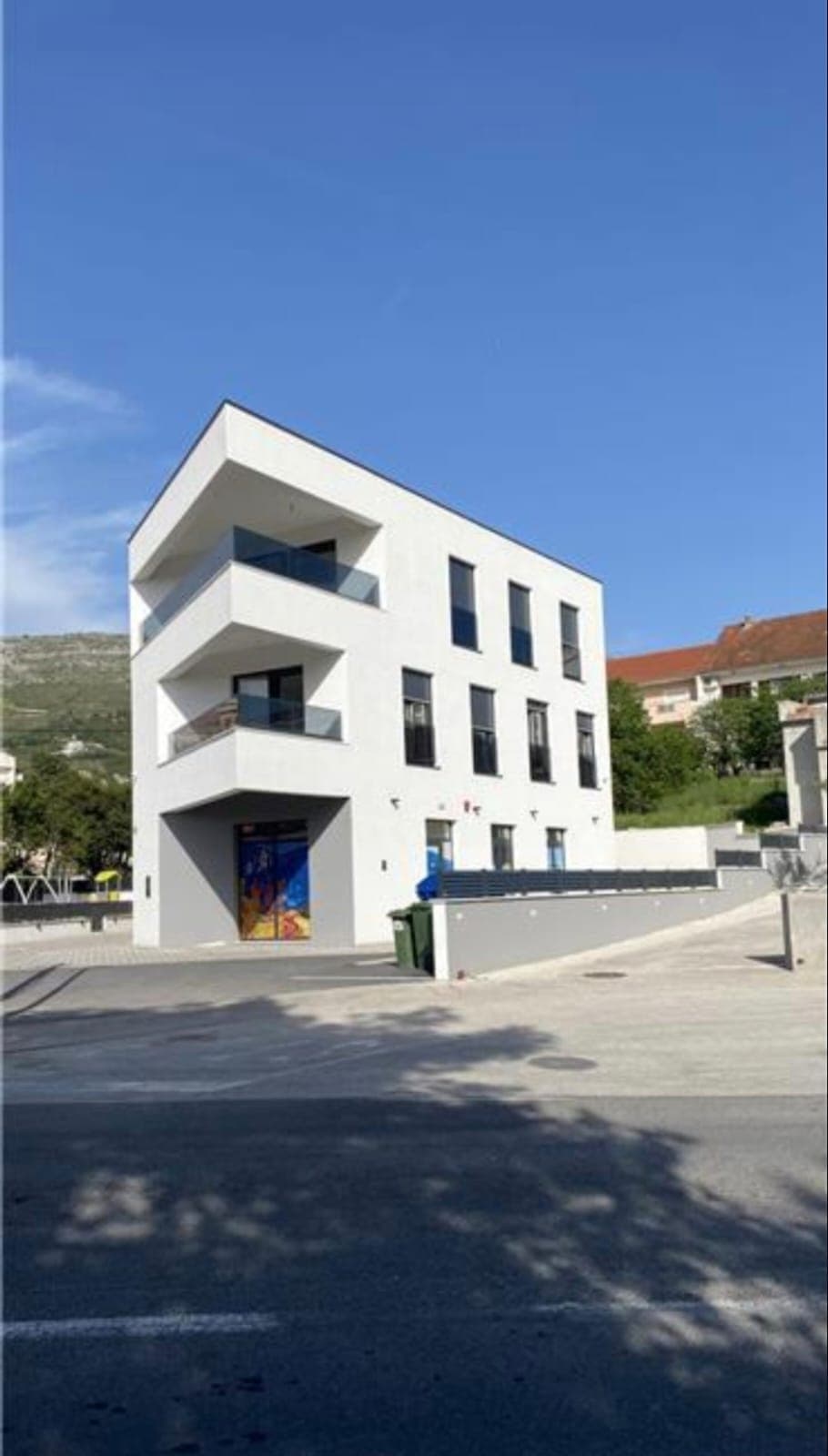 Strožanac, erhvervslokale, fremragende beliggenhed