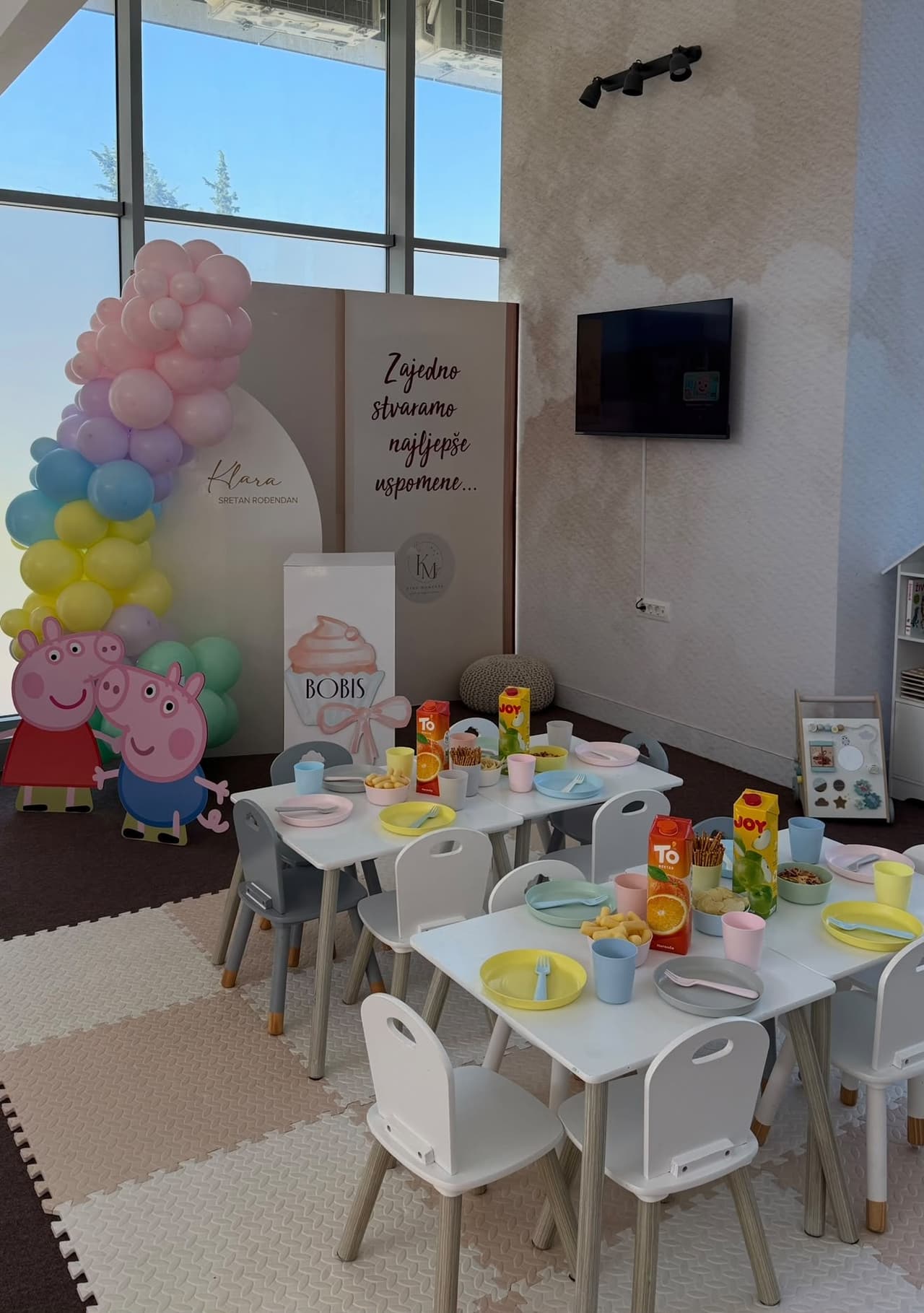 VISOKA, SPLIT-DJEČIJA IGRAONICA 100m2-PRODAJA POSLOVANJA