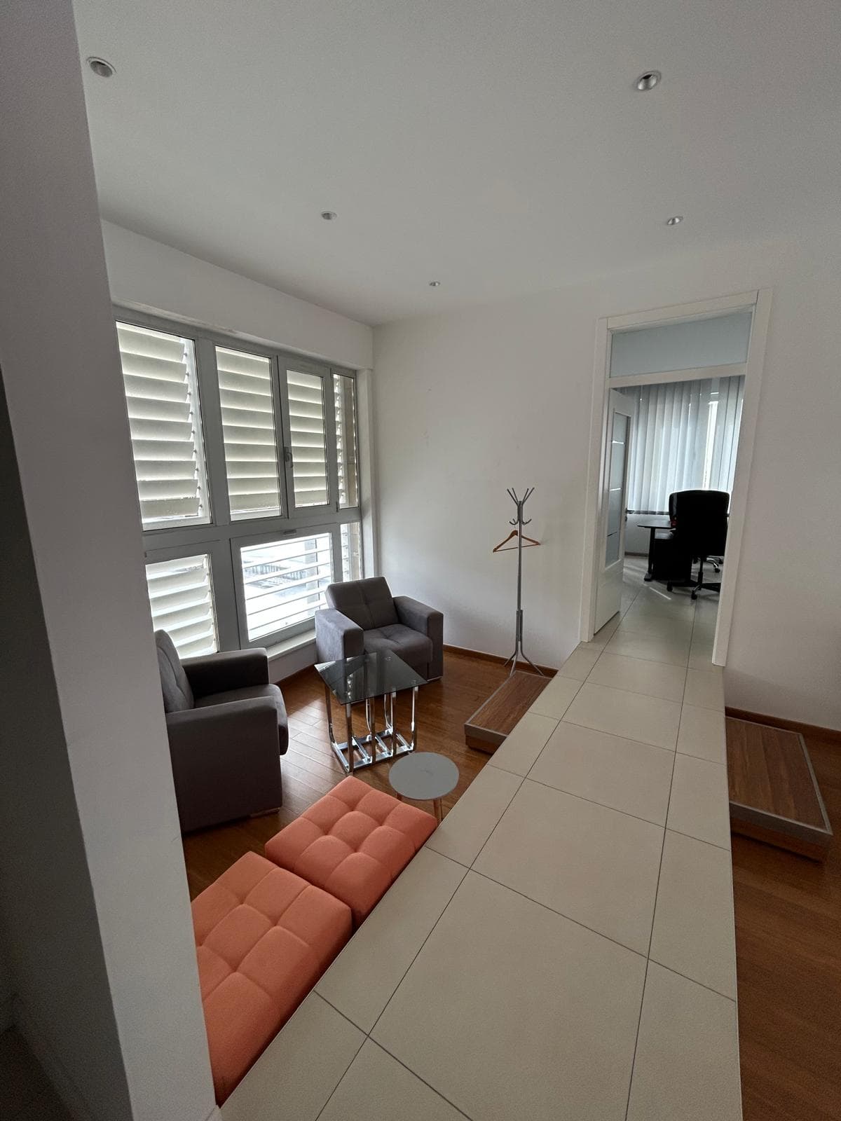 Uredski poslovni prostor,atraktivna lokacija - Trogir