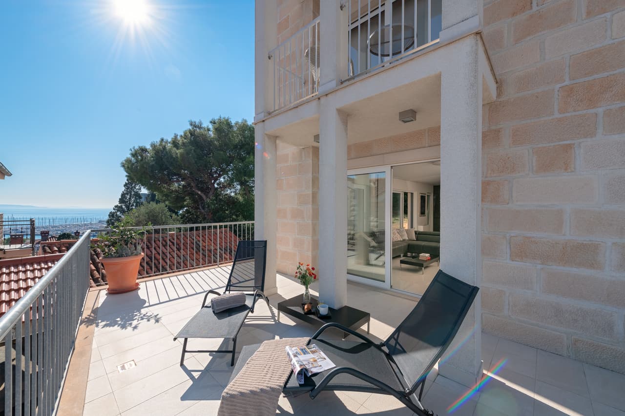 TROSOBAN STAN S PANORAMSKIM POGLEDOM 01.11.-15.04.2026