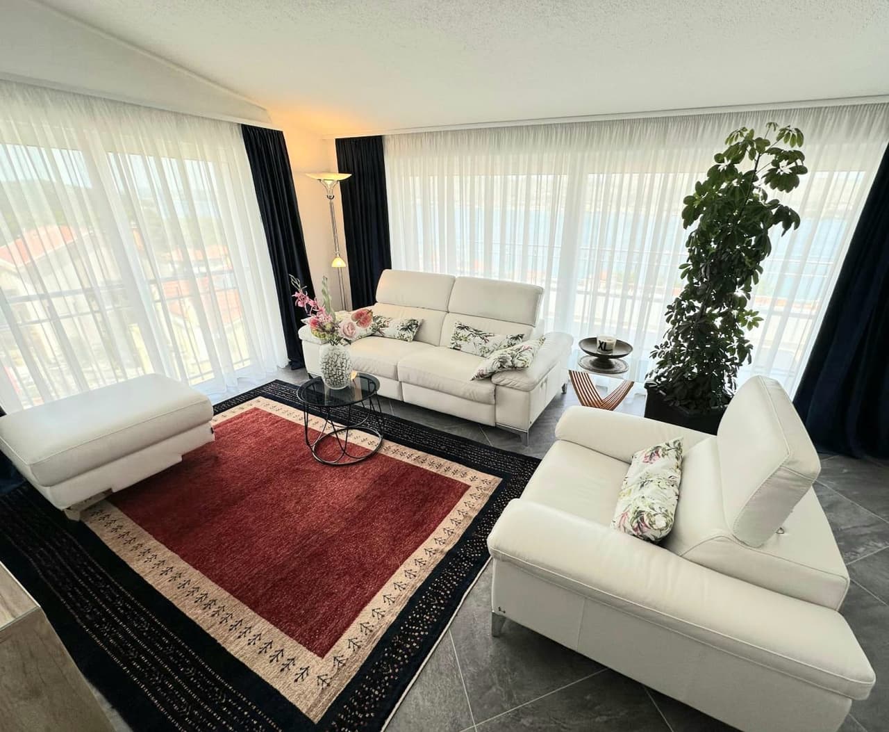 Investeringsmulighed: Villa med lejligheder - Okrug Gornji