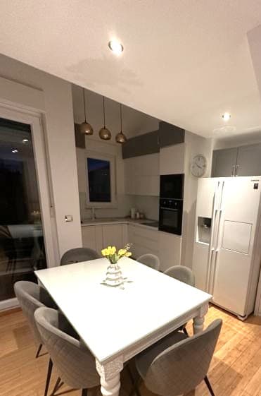 DVOSOBAN STAN - SOLIN - DUGOROČNO