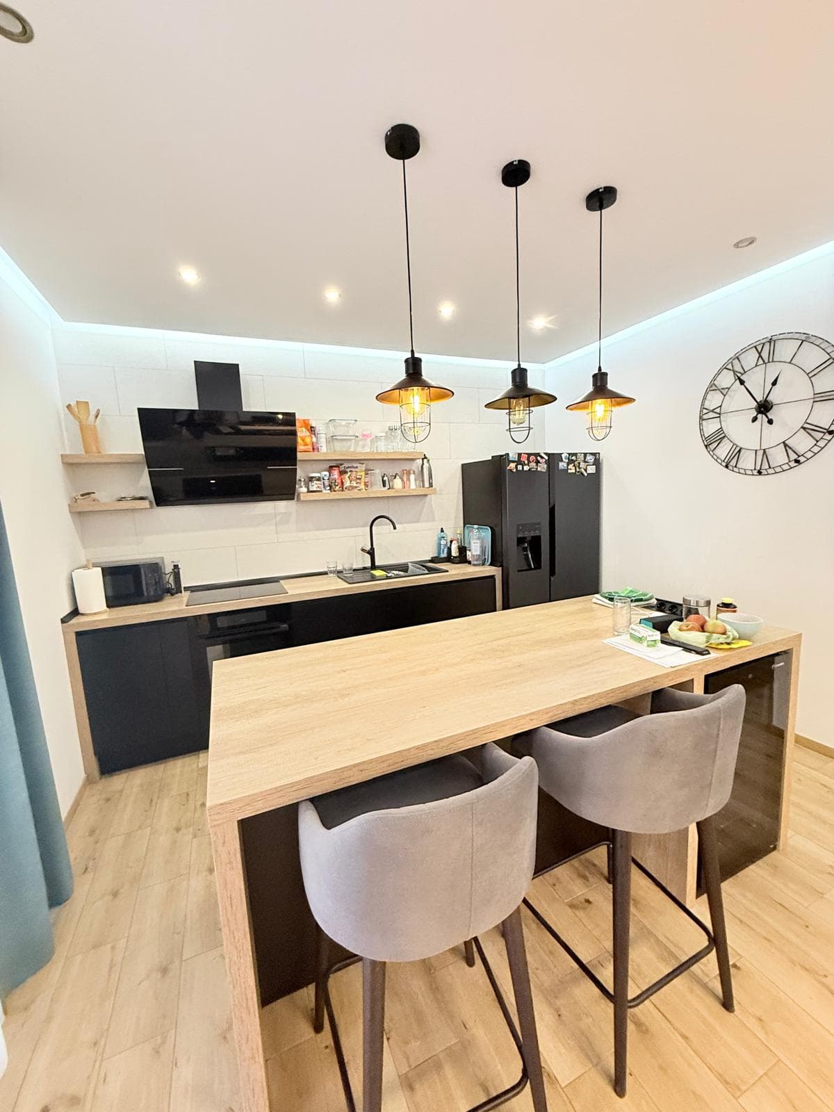 Dvoetažna kuća s bazenom u centru, dugoročan najam - Trogir