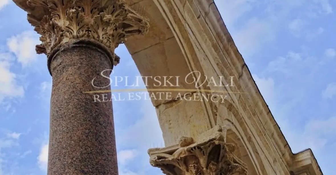 Kaštel Štafilić - odličan dvosoban stan, blizina plaže