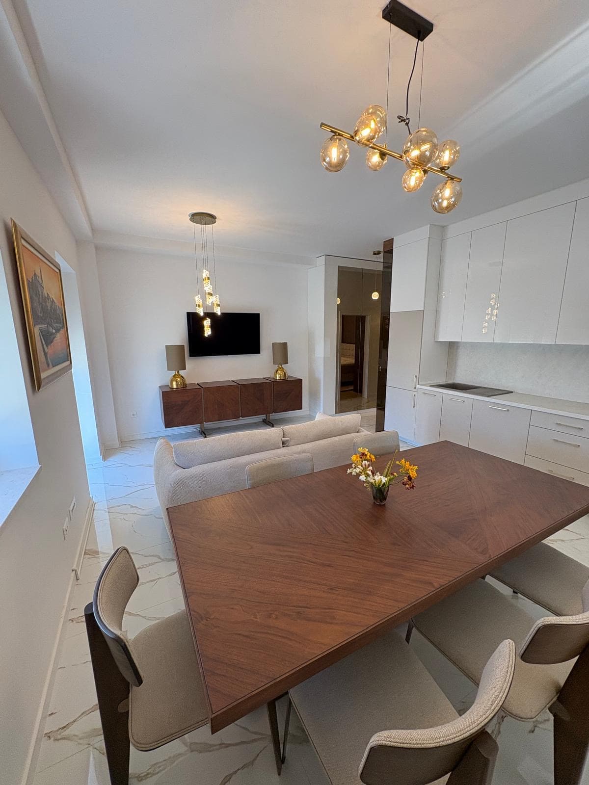 LUX dvosoban stan - velika terasa, pogled na more i parking mjesto, Podstrana ! Novogradnja!